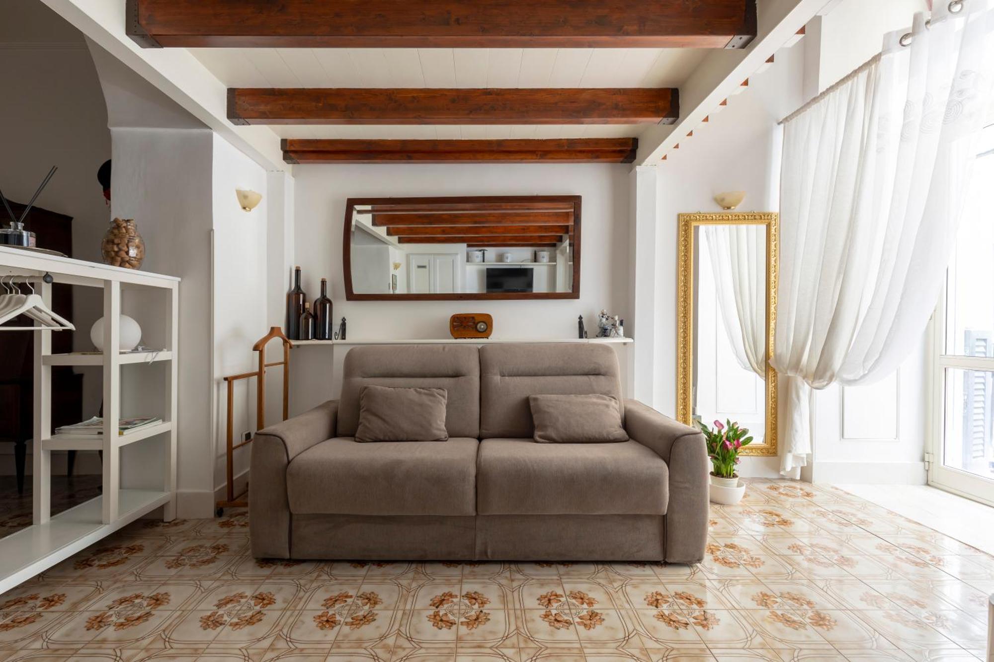 Niloufar Residence Napoli ภายนอก รูปภาพ
